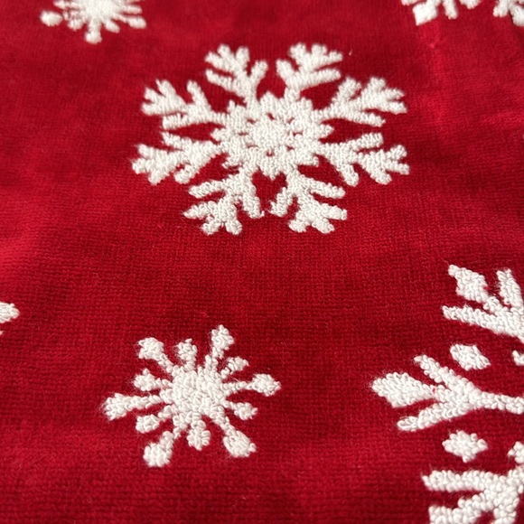 4pc Caro Home Snowflake Bath Towel Set - Holiday -  Winter Flurries -Red/W… - Picture 4 of 7